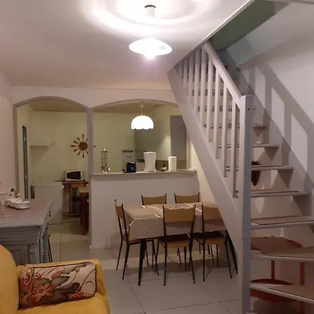 Des Augustins Hotel Monflanquin